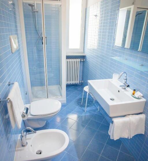 带大床的标准间, Rosella S Rooms