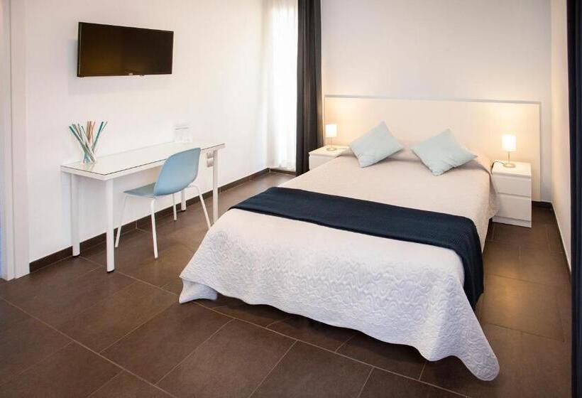 带大床的标准间, Rosella S Rooms