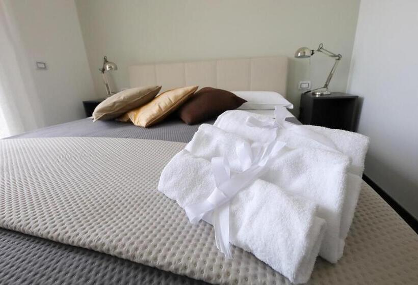 חדר דלוקס לשלושה עם נו לים, Sunrise B&b Sicilia Avola