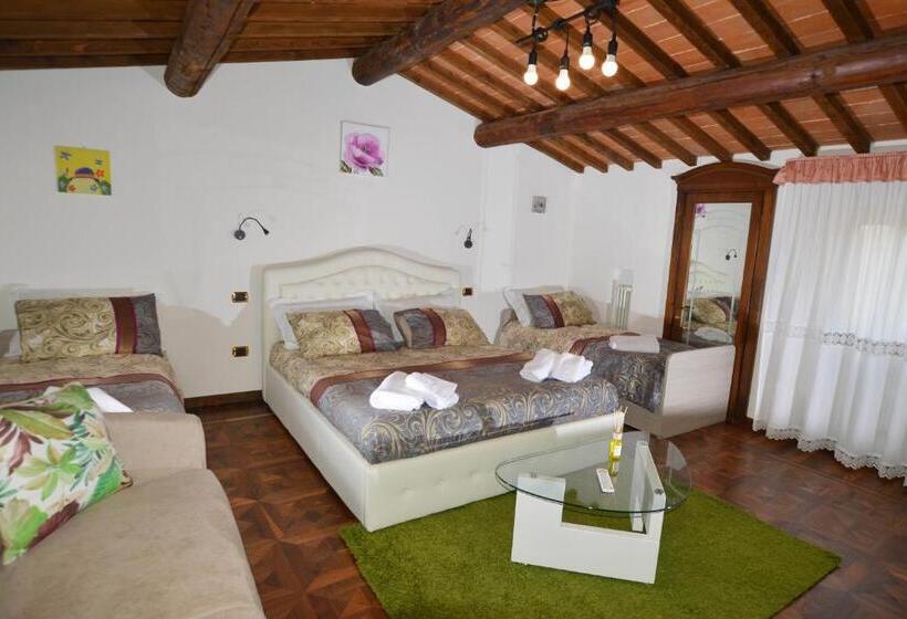 חדר סופריור לארבעה, La Valle Di Anna