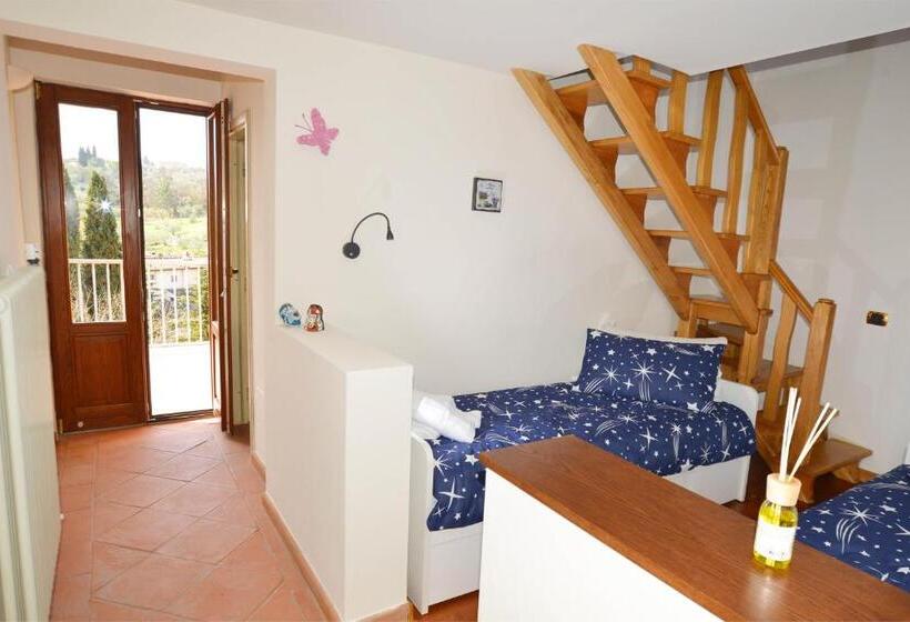 חדר סופריור לשלושה, La Valle Di Anna