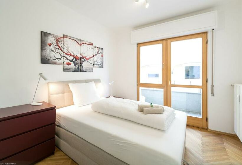 آپارتمان لوکس 1 خوابه, Apartment Duomo