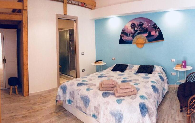 חדר סטנדרט לשלושה, La Perla Del Sud