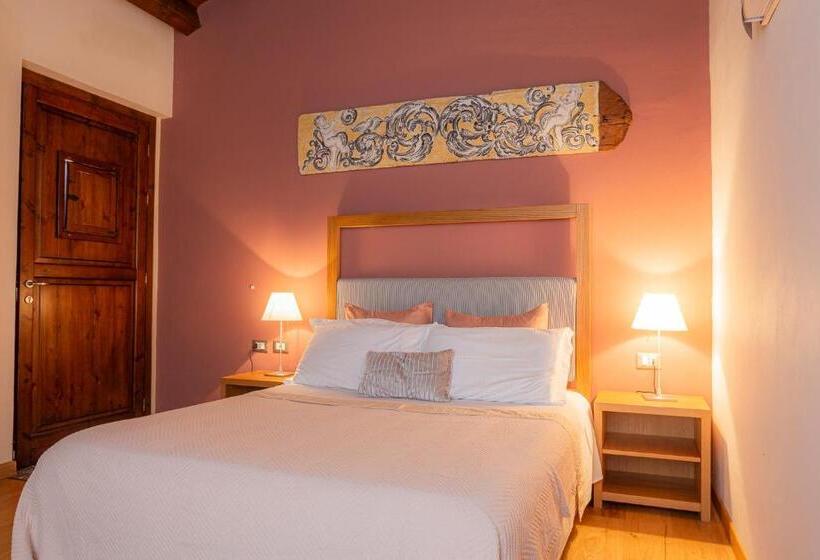 غرفة سوبيريور, Casena Mongerrati