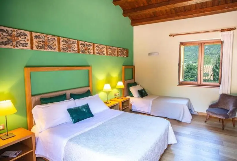 スーペリアトリプルルーム, Casena Mongerrati