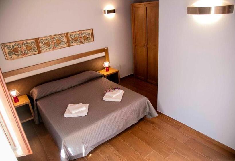 غرفة قياسية, Casena Mongerrati