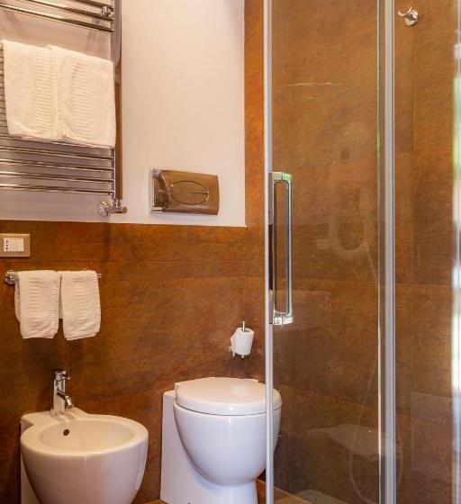 غرفة قياسية, Casena Mongerrati