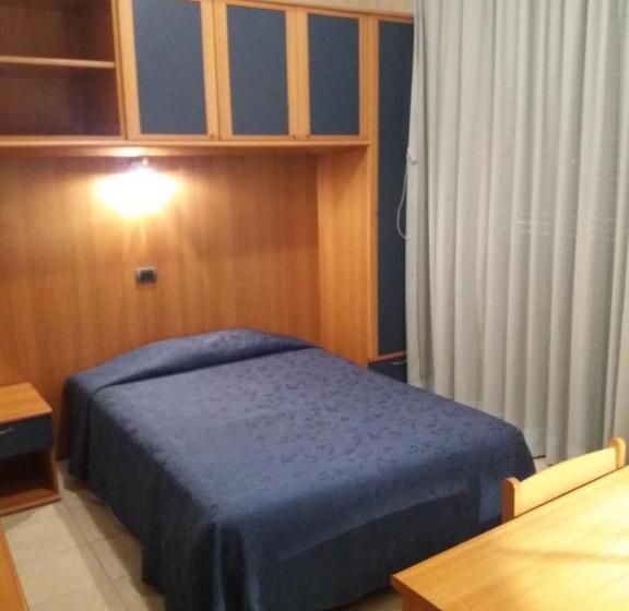 غرفة قياسية فردية, Pineta