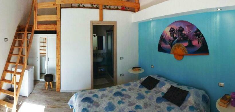 חדר סטנדרט לשלושה, La Perla Del Sud