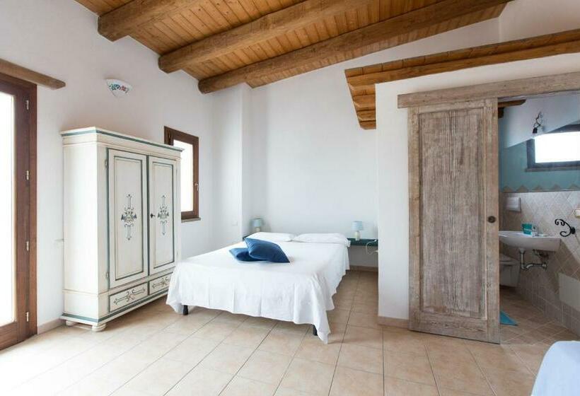 חדר סטנדרט לארבעה, Artemisia Sardegna