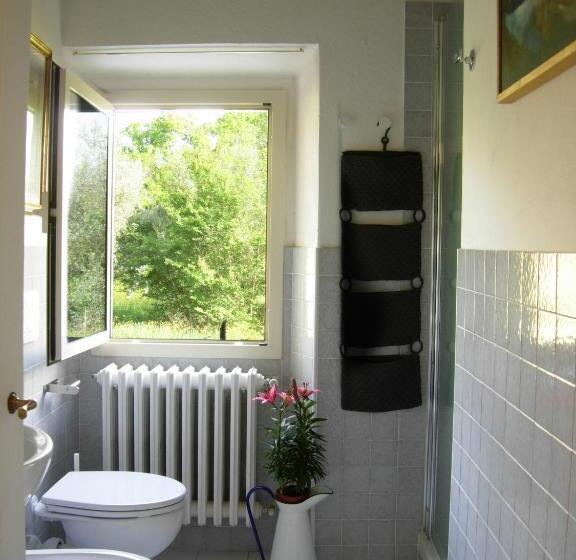 Standard room with outdoor bath, Il Monasteraccio