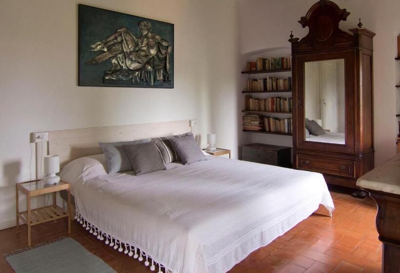 Standard room with outdoor bath, Il Monasteraccio