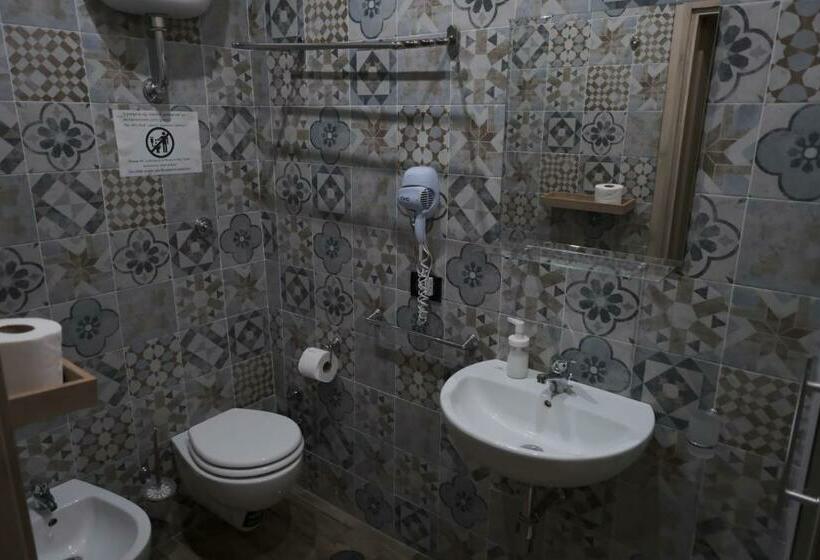 اتاق استاندارد, Royalty Rooms & Spa