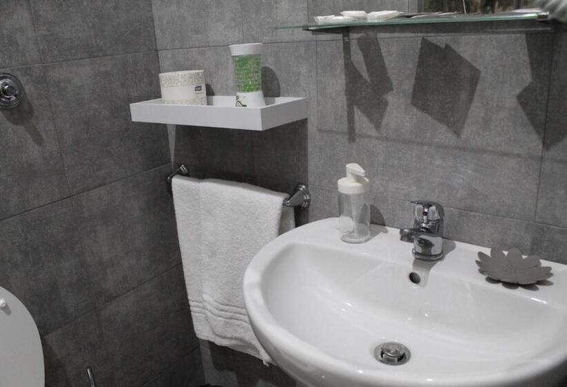 اتاق استاندارد, Royalty Rooms & Spa