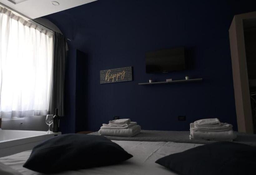 سوییت لوکس, Royalty Rooms & Spa