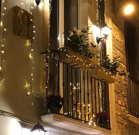 اتاق استاندارد سه نفره, B&b Dei Cardinale