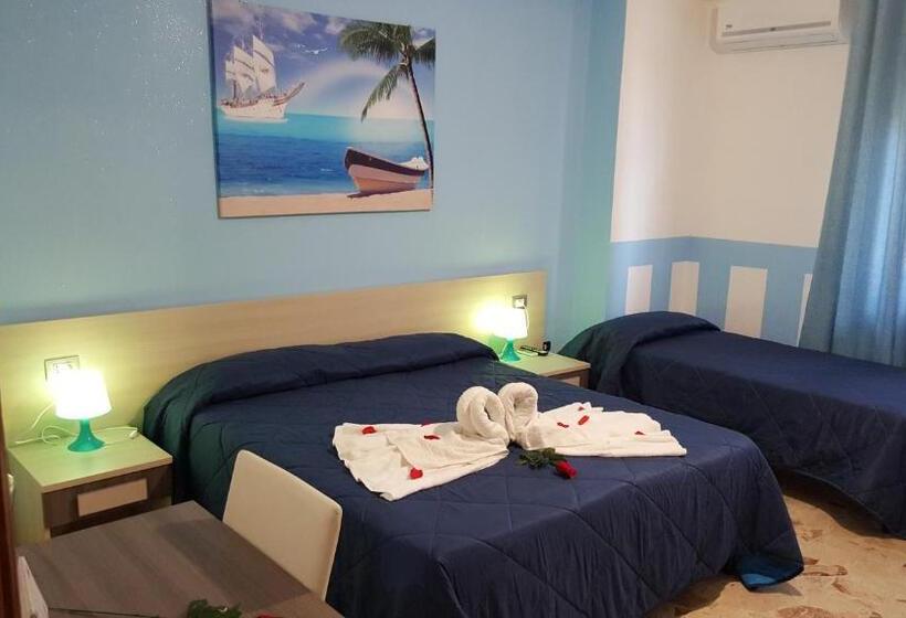 غرفة ديلوكس, B&b Nettuno