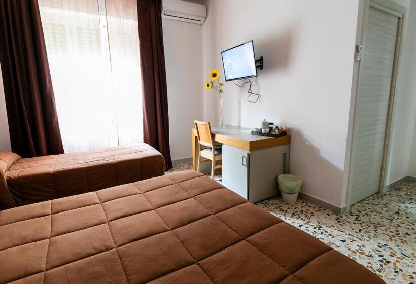 اتاق خانوادگی, Spira Mirabilis Napoli