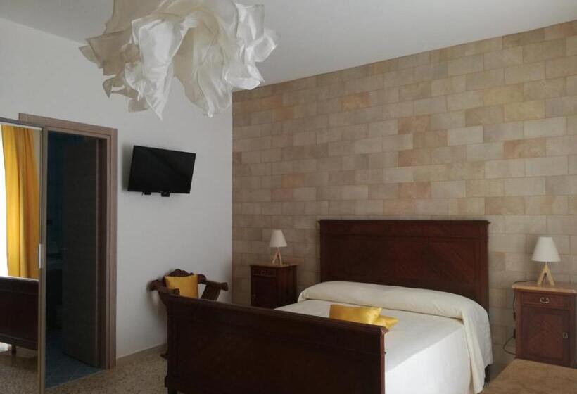 اتاق استاندارد سه نفره, Spira Mirabilis Napoli