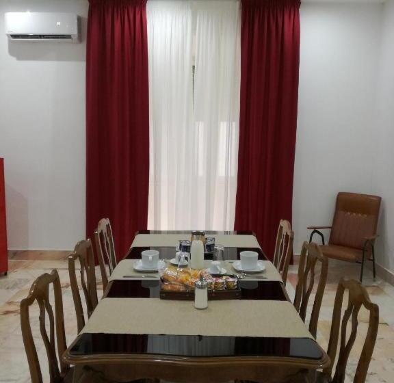 اتاق استاندارد سه نفره, Spira Mirabilis Napoli