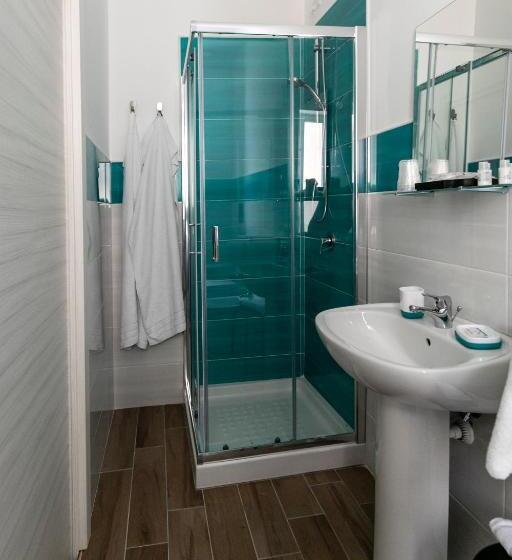 اتاق راحتی سه تخته, Spira Mirabilis Napoli