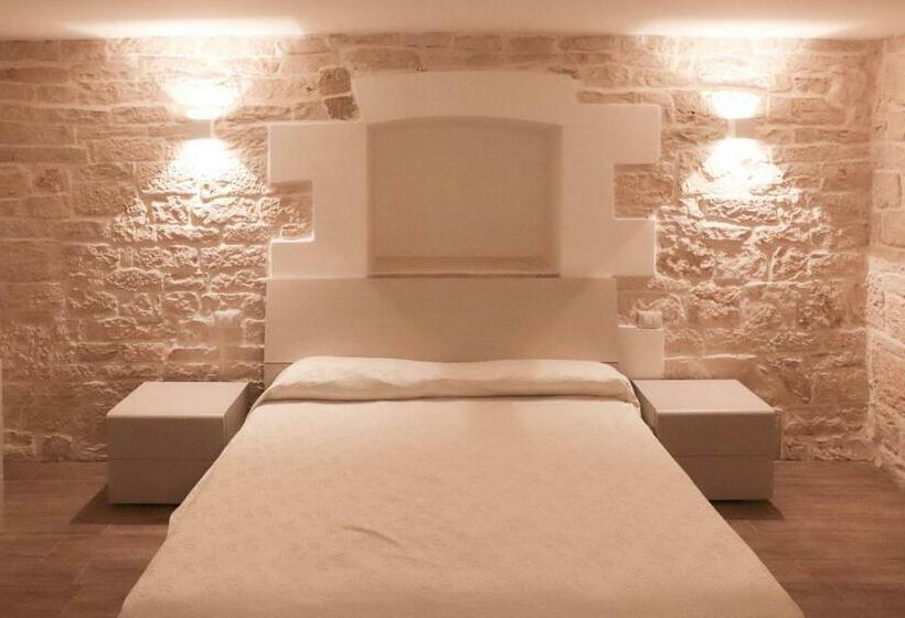 اتاق ساده سه‌ نفره, B&b Il Castello