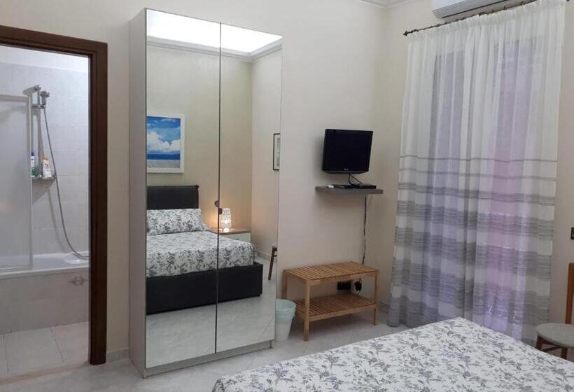 اتاق استاندارد, Il Granello Di Sabbia