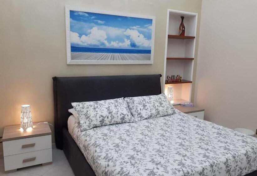 اتاق استاندارد, Il Granello Di Sabbia