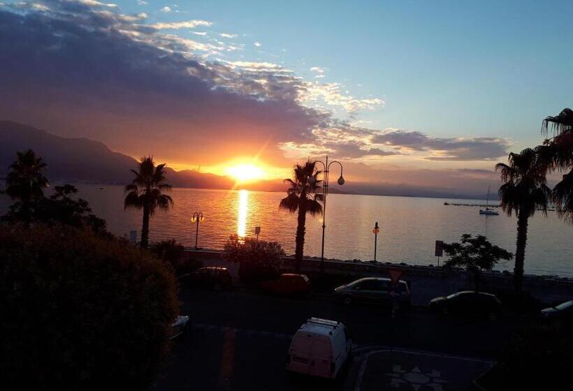 آپارتمان 1 خوابه با چشمانداز دریا, Il Granello Di Sabbia