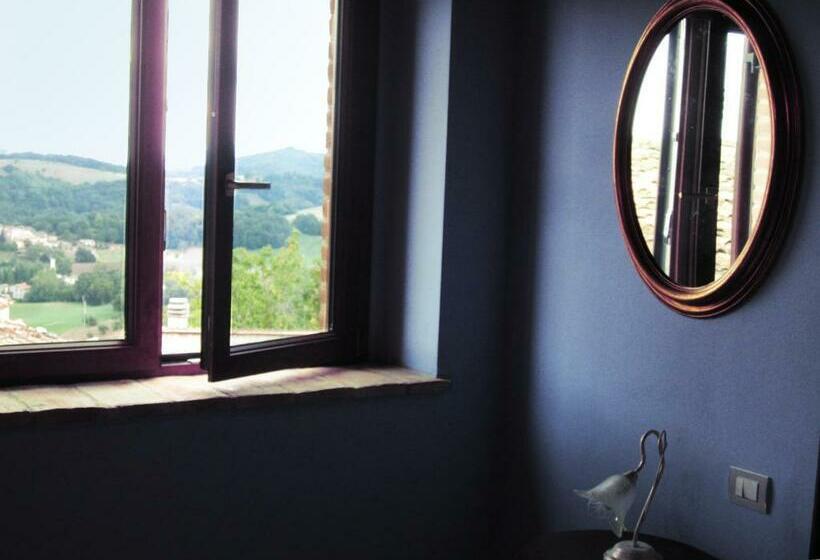 Номер Стандарт, Locanda Della Rocca