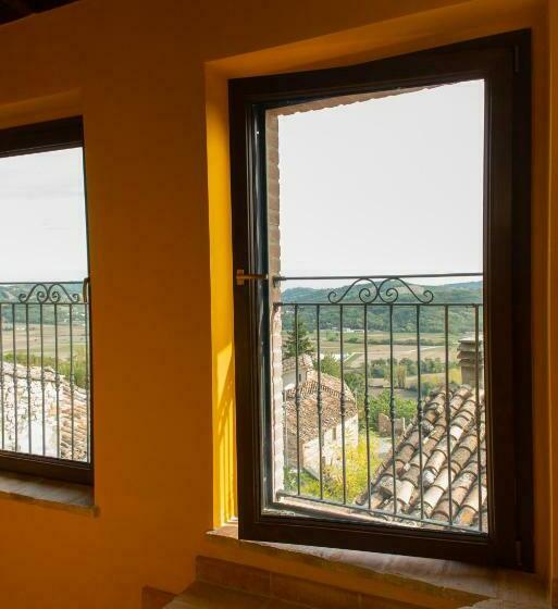 غرفة قياسية, Locanda Della Rocca