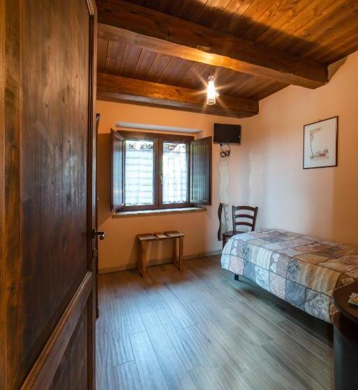 غرفة قياسية فردية, Locanda Della Rocca