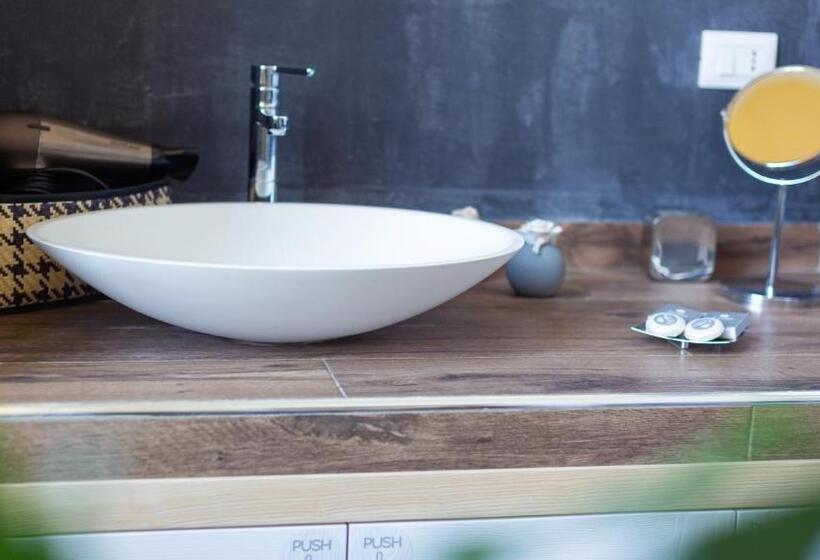 اتاق لوکس, Turenum Apartment B&b