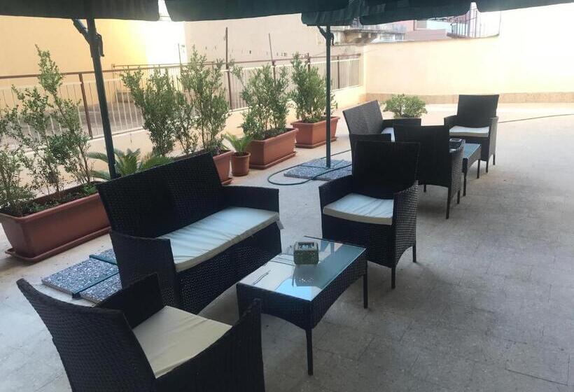 חדר סטנדרט לשלושה, B&b Epipoli