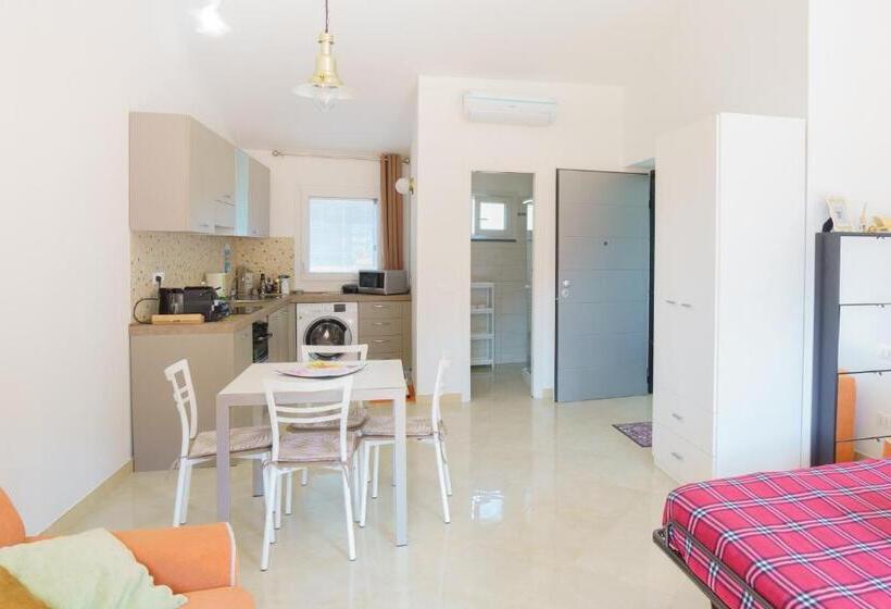 اتاق لوکس با چشمانداز دریا, Ca Stella