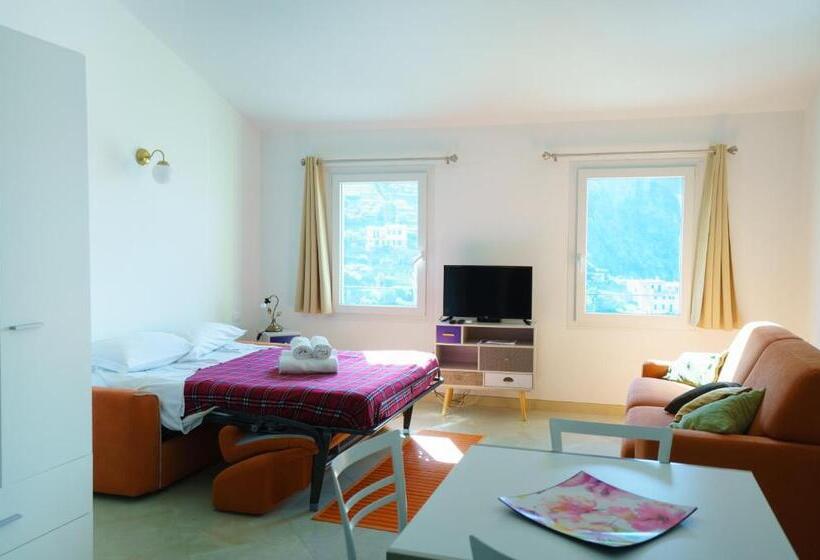 اتاق لوکس با چشمانداز دریا, Ca Stella