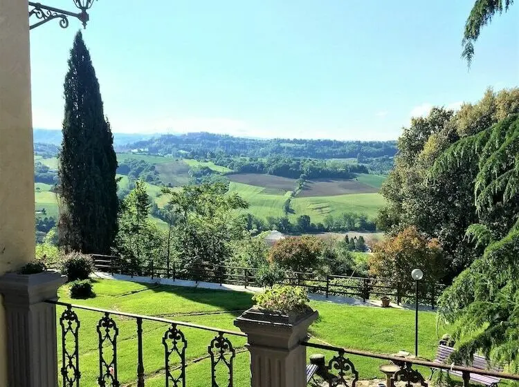 آپارتمان 1 خوابه, Villa Bizzi