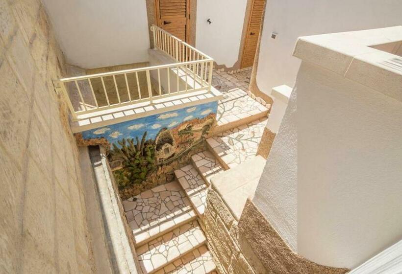 标准工作室, Dimora Corte Antica Scorrano