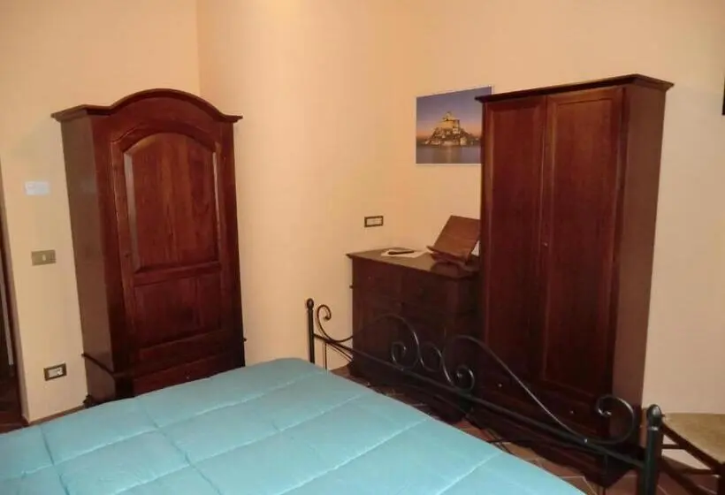 １ベッドルームハウス, Residenza Frenguelli