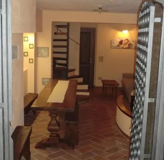 １ベッドルームハウス, Residenza Frenguelli