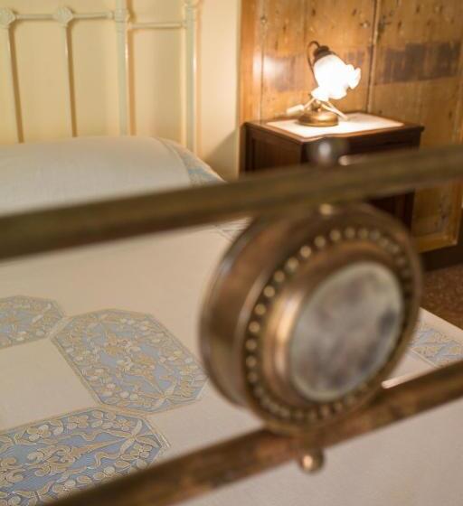 Номер Стандарт Трехместный, Palazzo Leuzzi B&b
