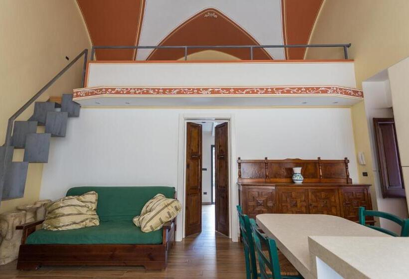 דירת חדר בקומת קרקע, Palazzo Leuzzi B&b