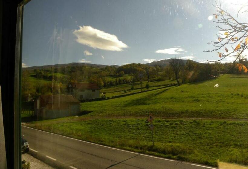 غرفة قياسية رباعية, La Castagna Matta