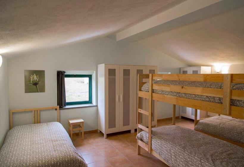 غرفة قياسية رباعية, La Castagna Matta