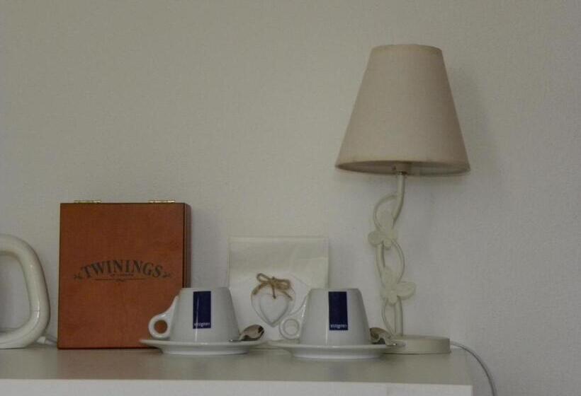 جناح عائلي, La Castagna Matta