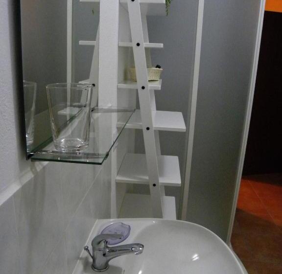 جناح عائلي, La Castagna Matta