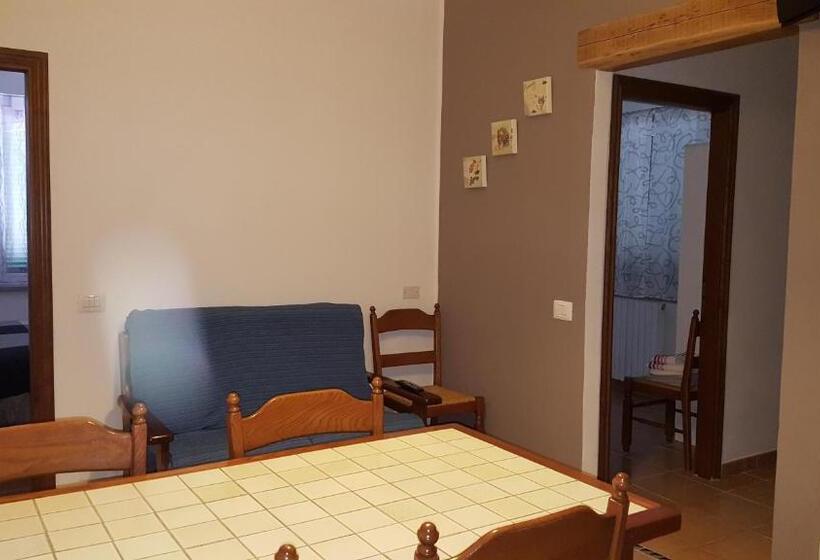 شقة غرفتين, La Castagna Matta