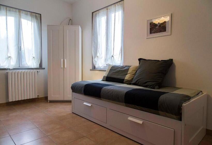 جناح عائلي, La Castagna Matta