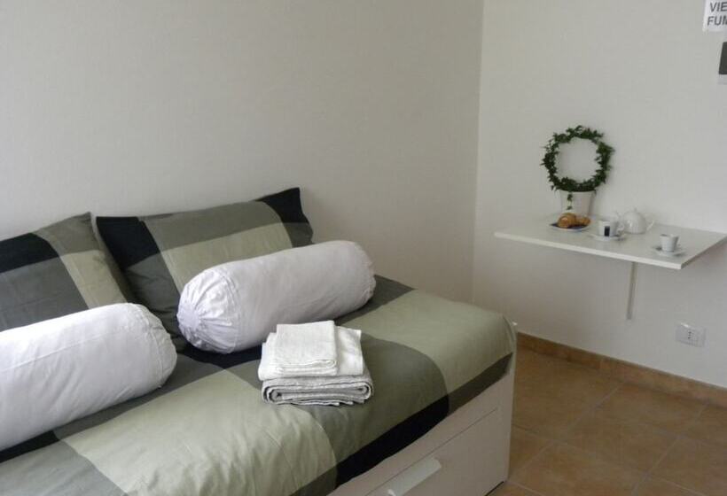 جناح عائلي, La Castagna Matta