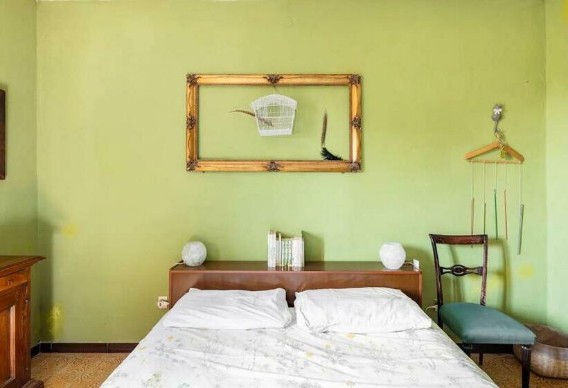 带共用浴室的标准房间, Selvatica50 B&b